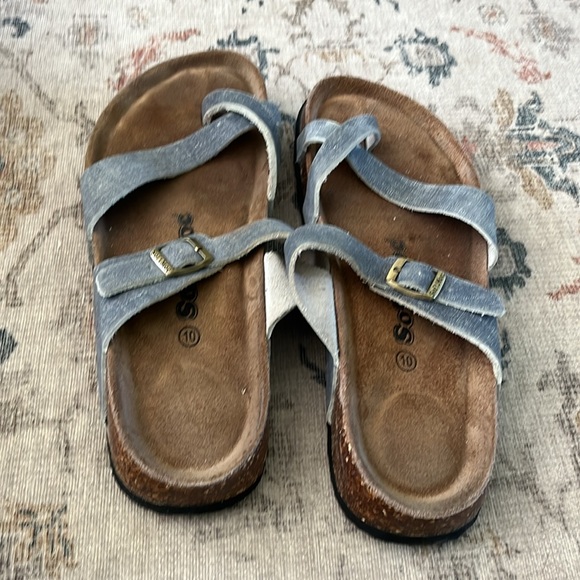 Size 10 Softmoc sandals - Picture 5 of 6